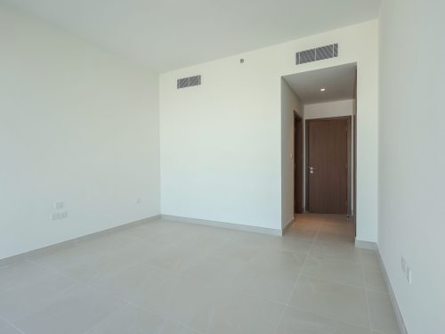 2BR apartment in Canal Front Residences 9